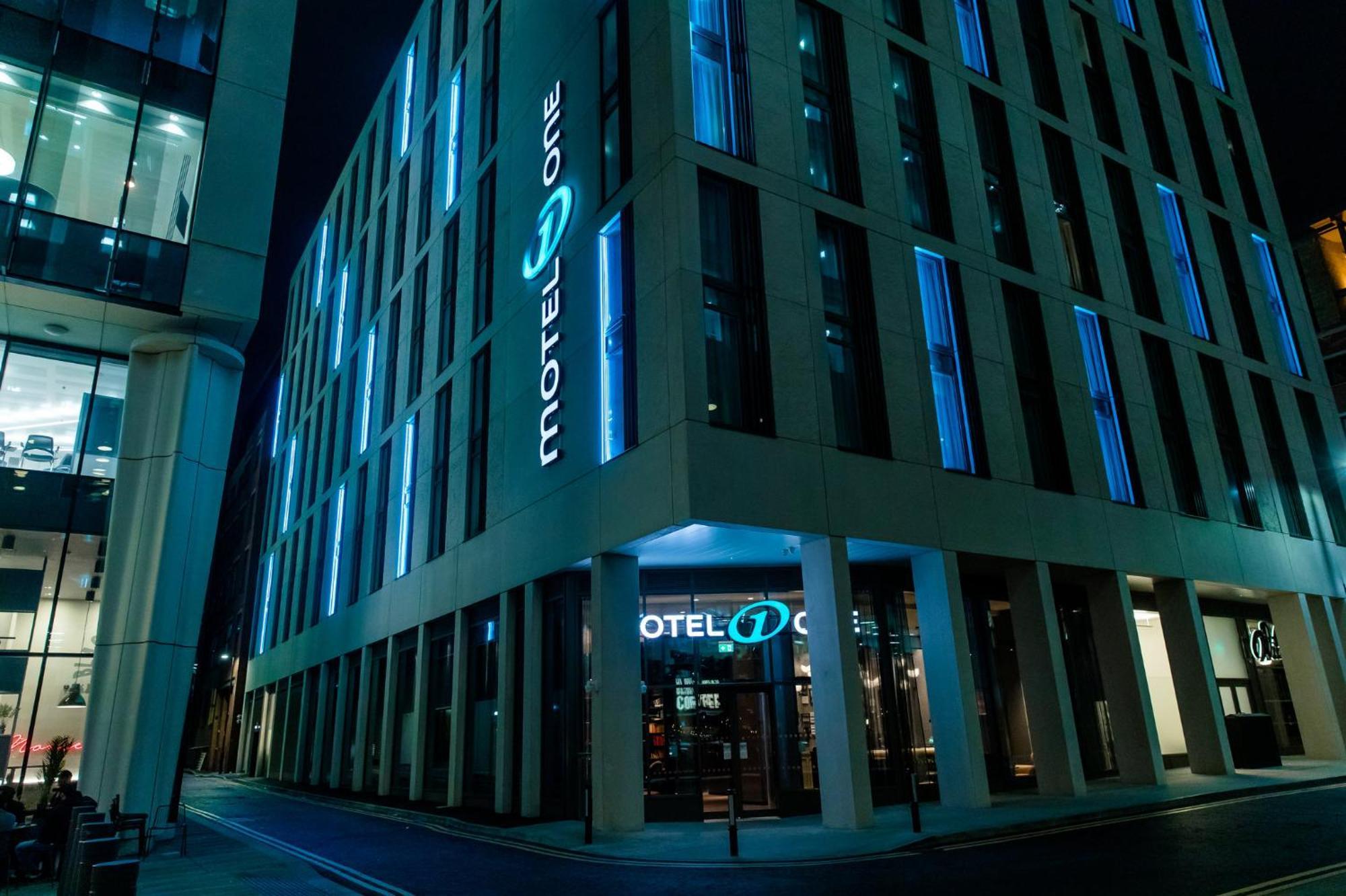 Motel One Manchester-St. Peter'S Square Экстерьер фото